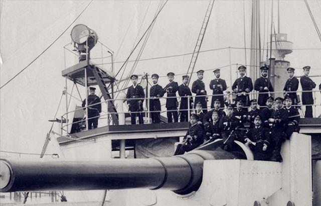 北洋舰队全军覆没是在哪一场战役中，北洋舰队